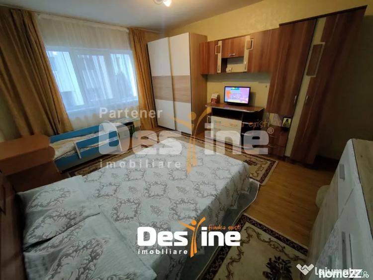 Garsonieră decomandată în Vișani