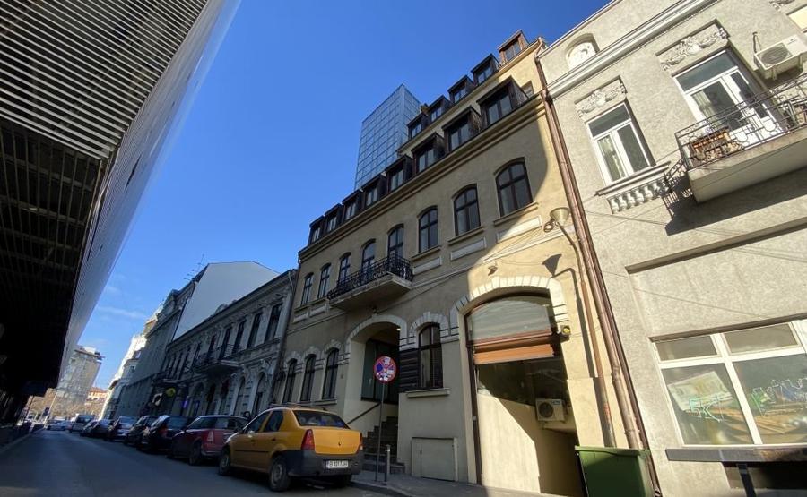 Birou, de 1,450 mp, în Unirii
