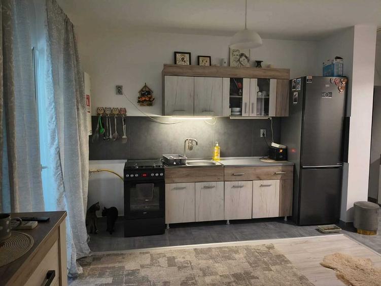 Garsonieră decomandată în Central