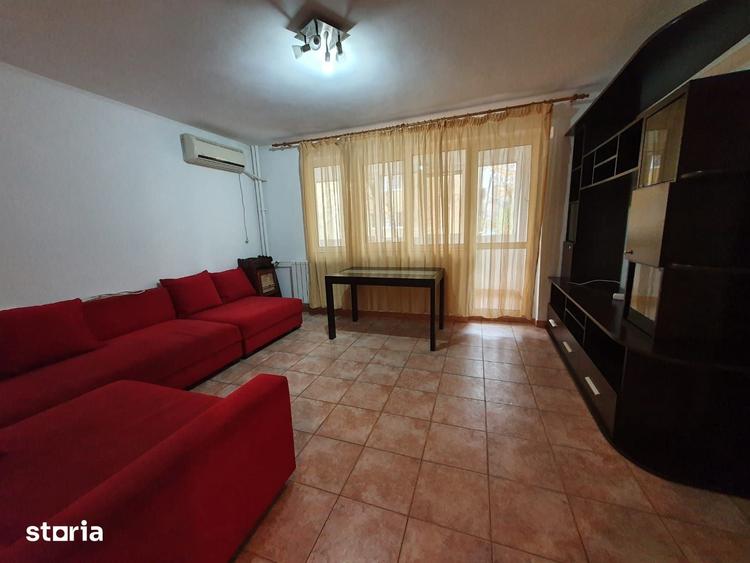 Apartament cu 3 camere semidecomandat în Drumul Taberei
