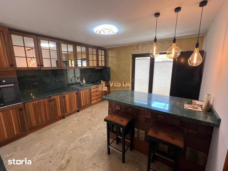 Casă cu 4 camere cu Teren 810 Mp în Central