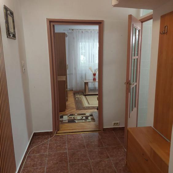 Apartament cu 2 camere decomandat în Aradului