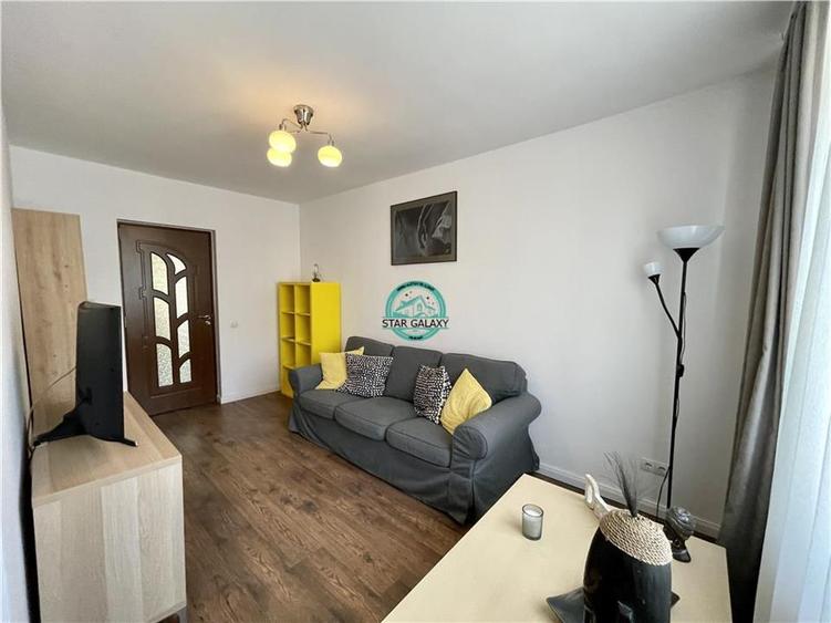 Apartament cu 3 camere decomandat, mobilat în Central