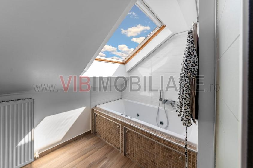 Apartament cu 5 camere decomandat, mobilat în Dămăroaia