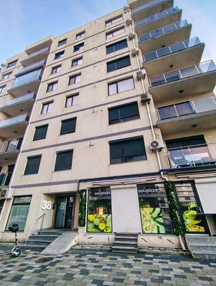 Apartament cu 2 camere decomandat, mobilat în Mamaia