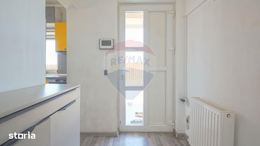 Casă cu 4 camere cu Teren 284 Mp în Bartolomeu