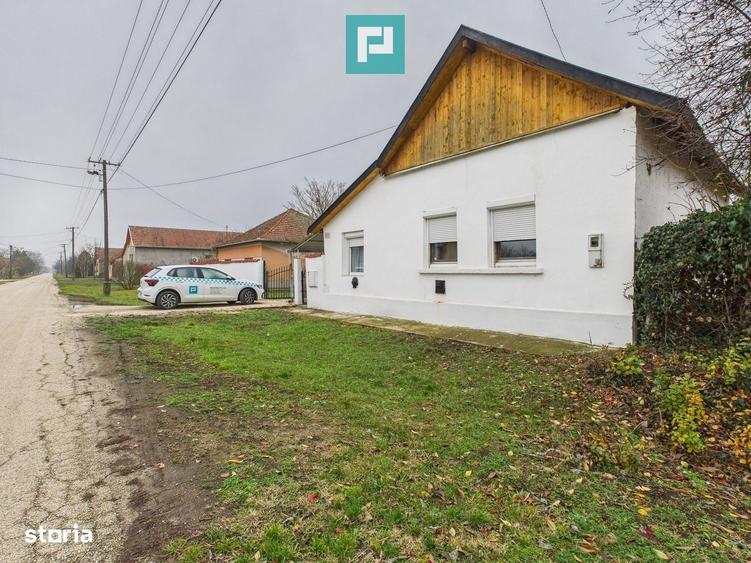 Casă cu 2 camere în Iratoșu