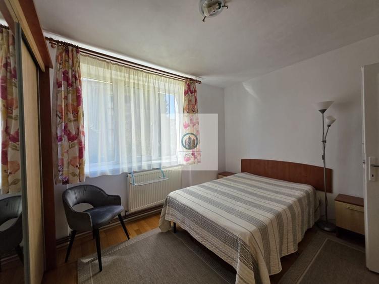 Apartament cu 2 camere semidecomandat, mobilat în Central