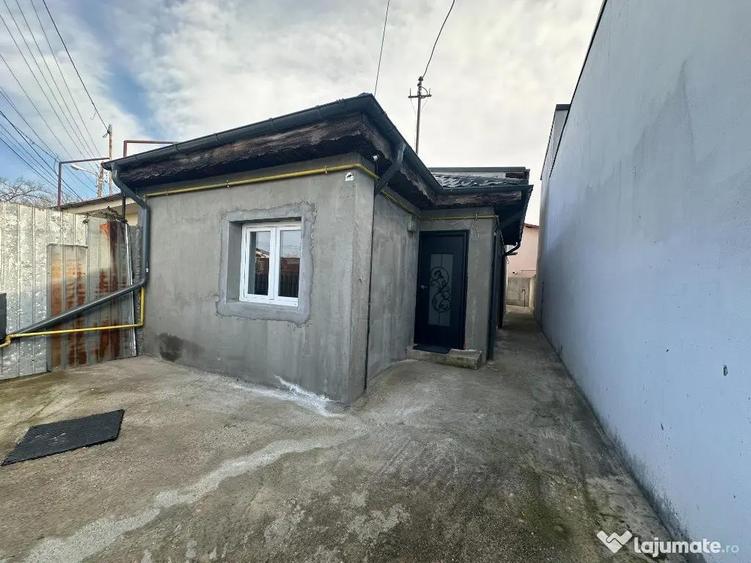 Casă cu 2 camere cu Teren 161 Mp în Rudului