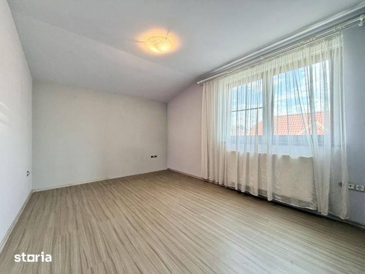 Apartament cu 4 camere în Între Lacuri