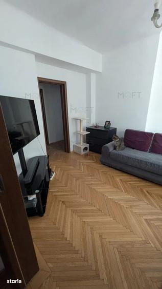 Apartament cu 3 camere decomandat în Capitale