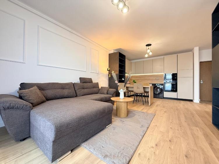 Apartament cu 2 camere semidecomandat în Florești