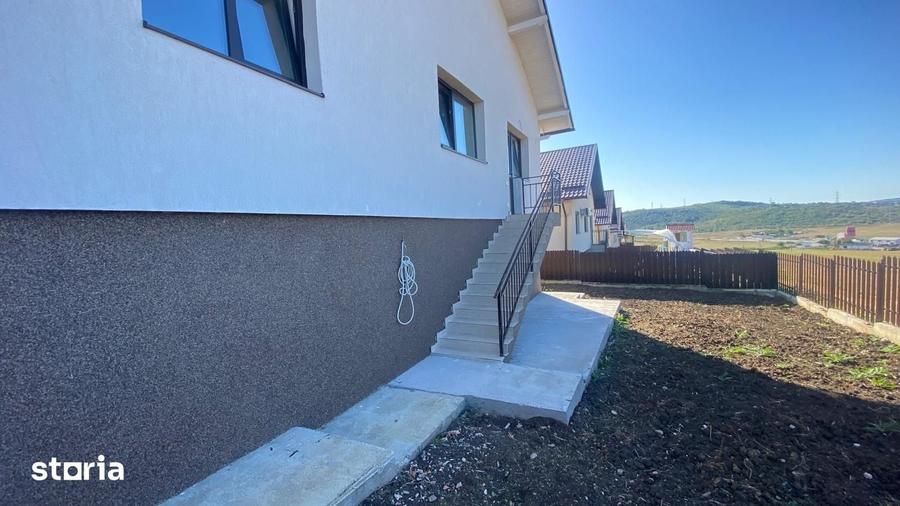Casă cu 4 camere cu Teren 500 Mp în Miroslava