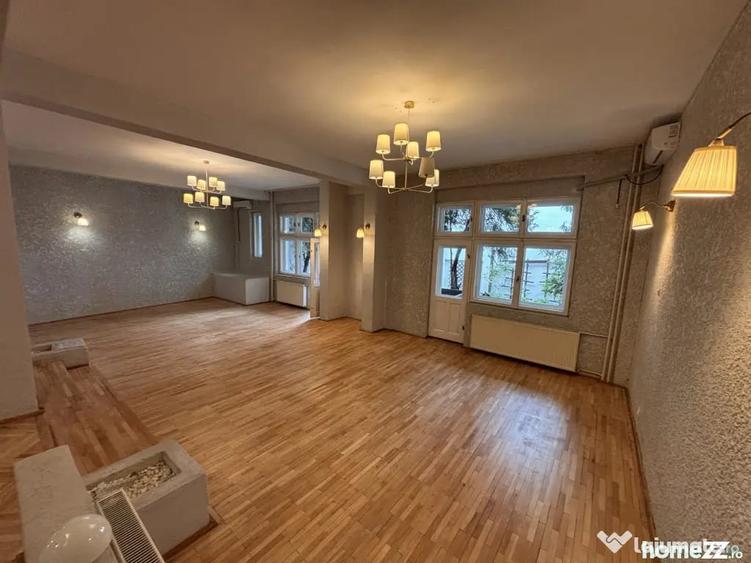 Casă cu 5 camere cu Teren 300 Mp în Calea Călărașilor