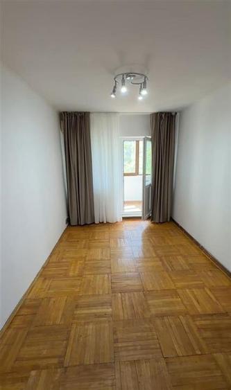 Apartament cu 3 camere decomandat, mobilat în Cug