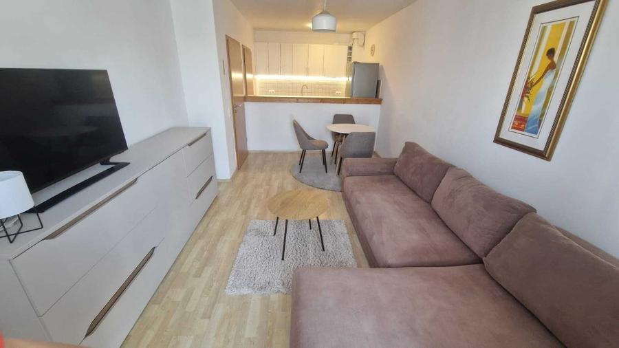 Apartament cu 2 camere decomandat în Bartolomeu