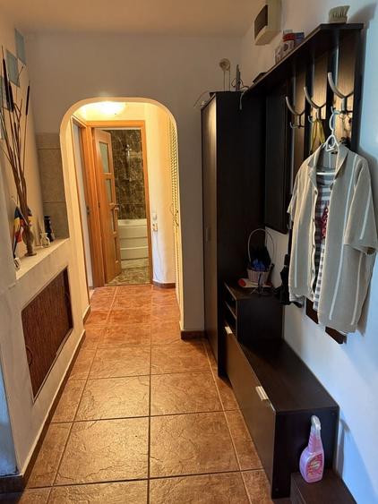 Apartament cu 2 camere decomandat în Exterior Vest