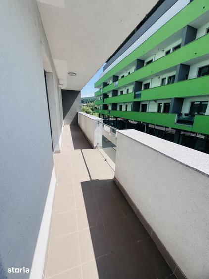 Apartament cu 3 camere în Calea Moldovei