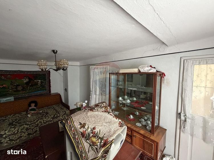Casă cu 3 camere în Nord