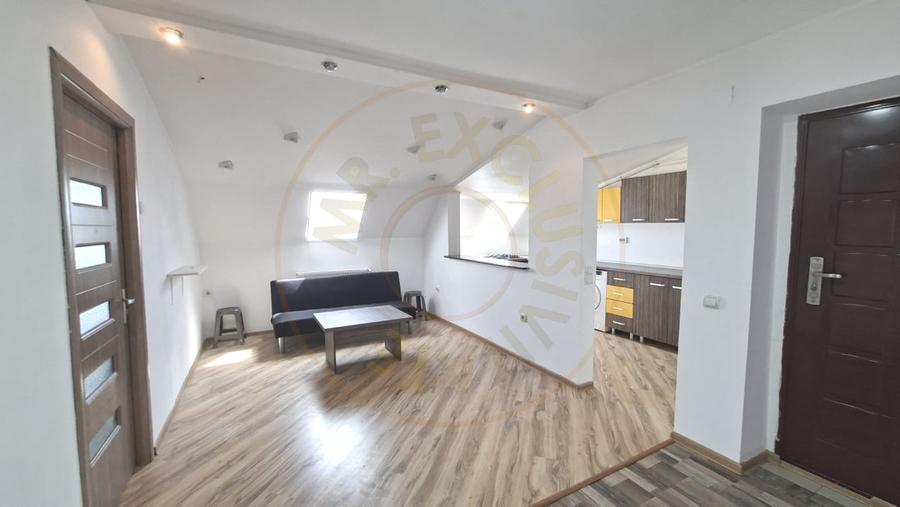 Apartament cu 3 camere decomandat, mobilat în Ștefăneștii Noi