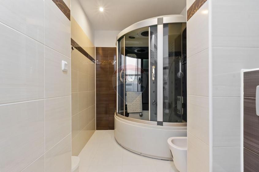 Apartament cu 3 camere decomandat, mobilat în UTA