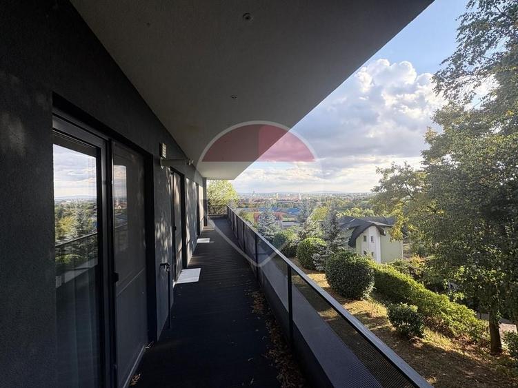 Apartament cu 3 camere decomandat, mobilat în Nord