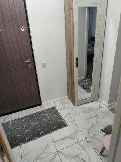 Apartament cu 3 camere decomandat în Alexandru Obregia