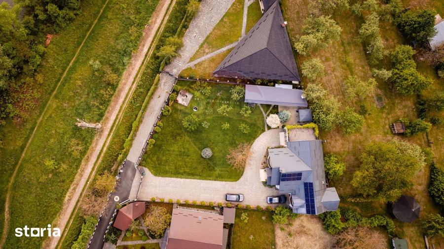 Casă cu 6 camere cu Teren 1241 Mp în Ultracentral