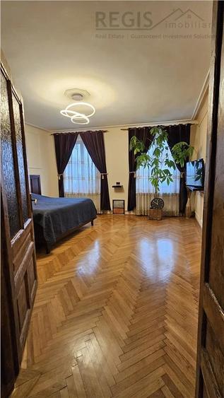 Casă cu 3 camere cu Teren 20 Mp în Brașovul Vechi