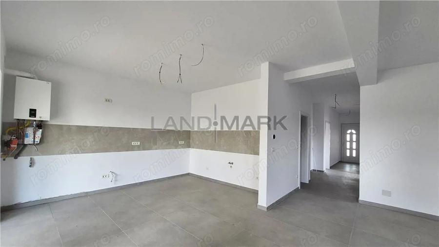 Casă cu 4 camere cu Teren 422 Mp în Central
