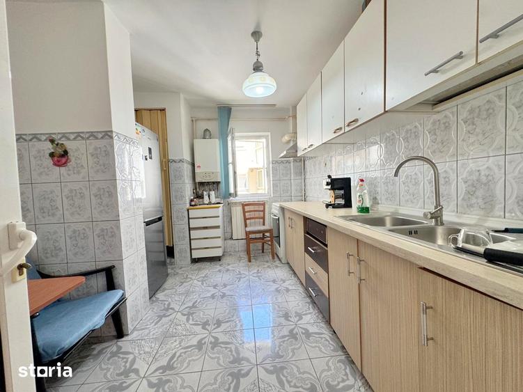 Apartament cu 3 camere decomandat în Bistrița Lac