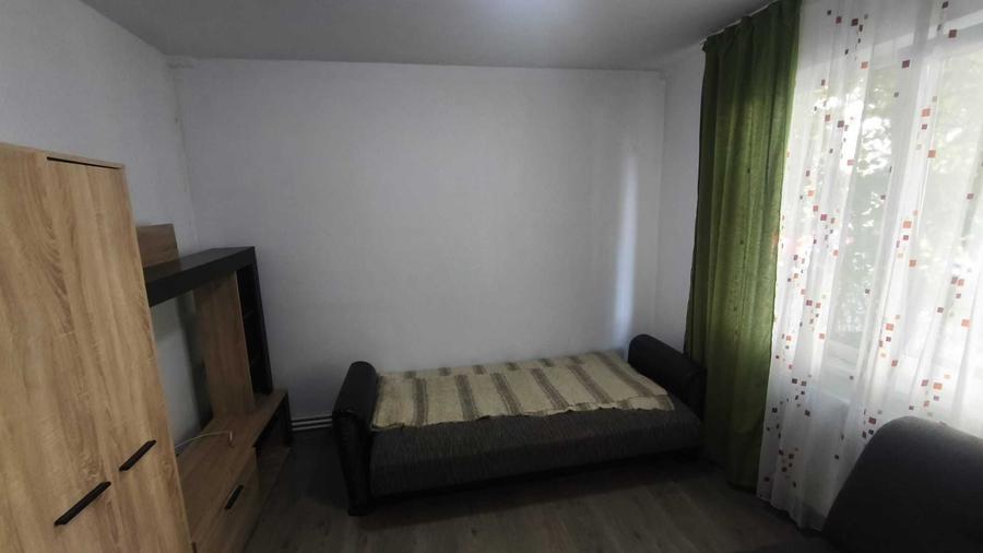 Apartament cu 3 camere decomandat în Unirii