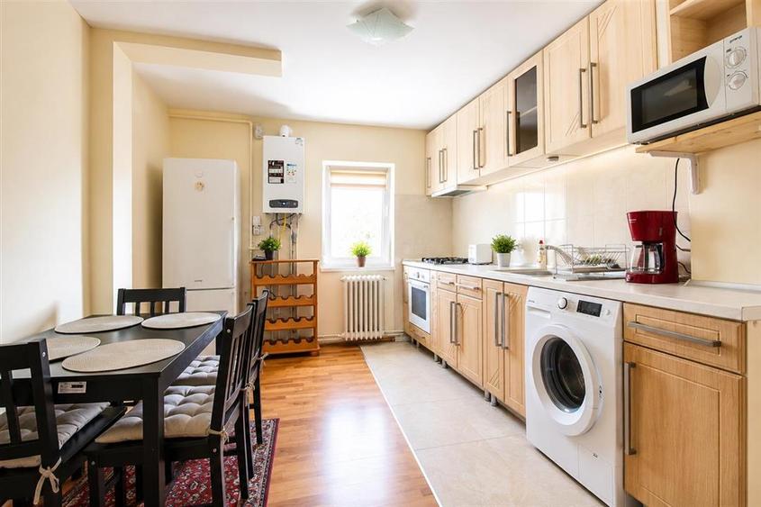 Apartament cu 3 camere decomandat în Grigorescu
