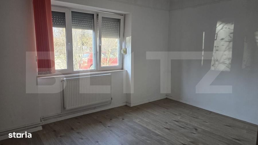 Casă cu 2 camere cu Teren 500 Mp în Botiz