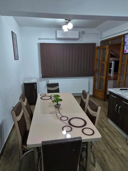 Apartament cu 3 camere decomandat în Chișoda