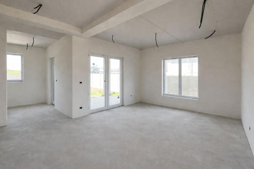 Duplex cu 5 camere cu Canalizare în Urseni