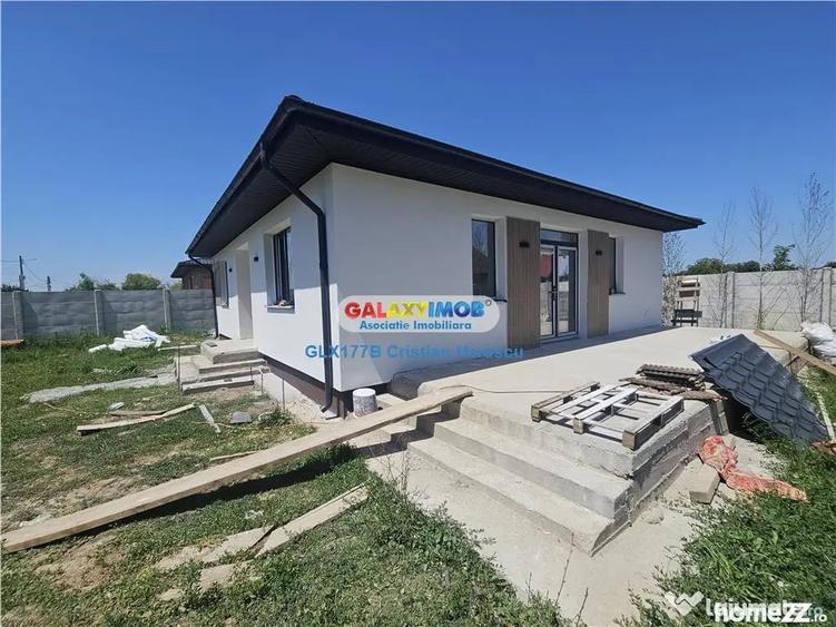 Casă cu 3 camere cu Teren 400 Mp în Crevedia
