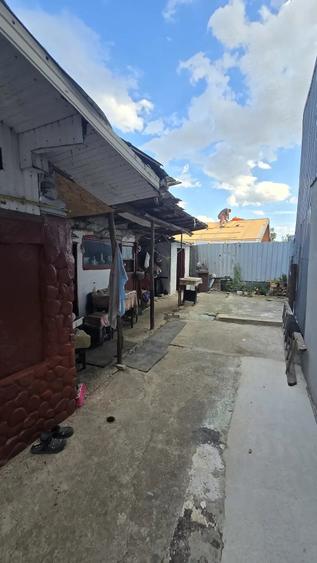 Casă cu Teren 165 Mp în Florești