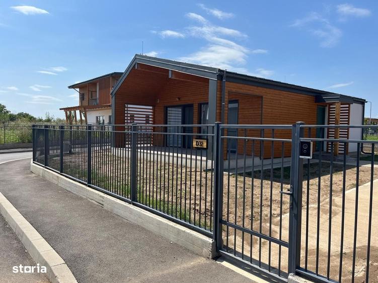 Casă cu 3 camere în Tâncăbești