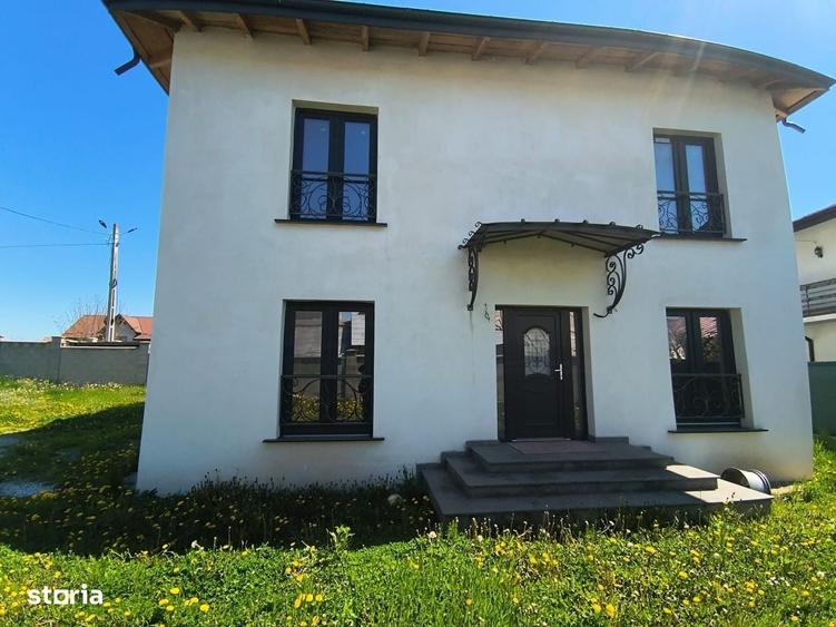 Casă cu 4 camere cu Teren 474 Mp în Șcheia