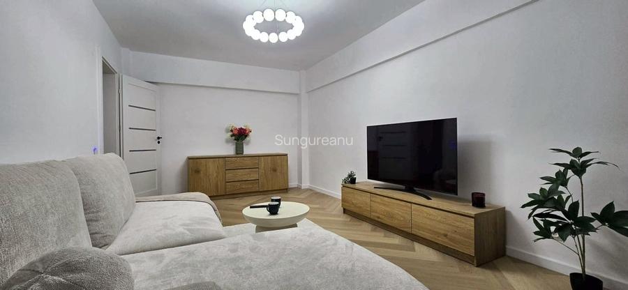 Proprietar, închiriez 2 camere renovat, la 2 minute de Parc Tineretului