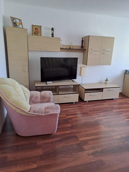 Apartament cu 2 camere decomandat în Cetate