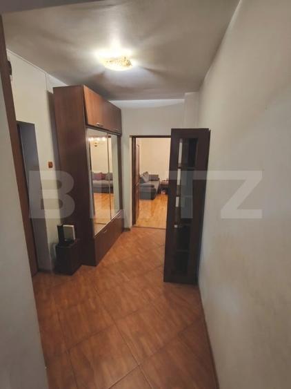 Apartament cu 3 camere decomandat, mobilat în Aleea Trandafirilor