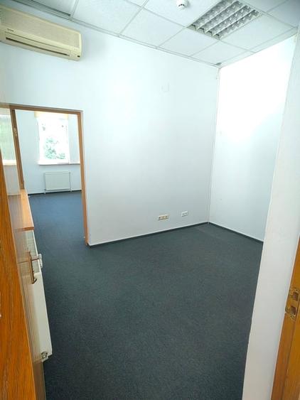Casă cu 12 camere cu Teren 160 Mp în Cișmigiu
