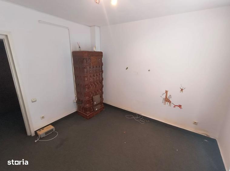 Spațiu comercial, de 60 mp, în Tudor