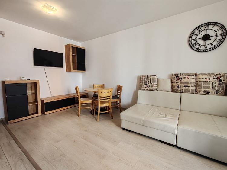 Apartament cu 2 camere decomandat în 13 Decembrie