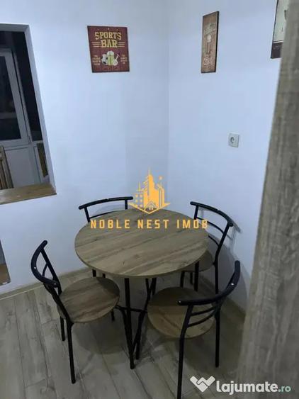 Apartament cu 3 camere decomandat în Eremia