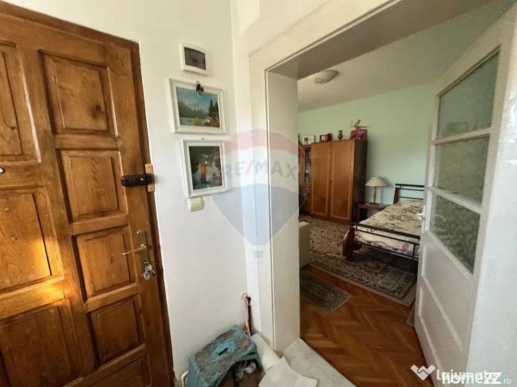 Casă cu 3 camere cu Teren 2500 Mp în Benesat