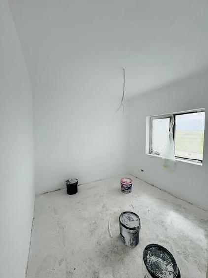 Duplex cu 4 camere cu Teren 250 Mp în Sânandrei