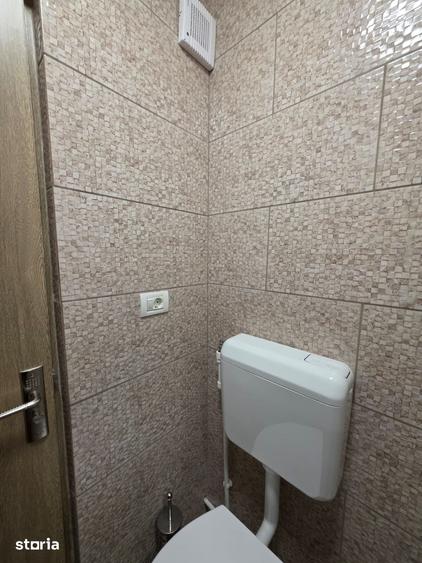 Apartament cu 3 camere decomandat în Exterior Vest